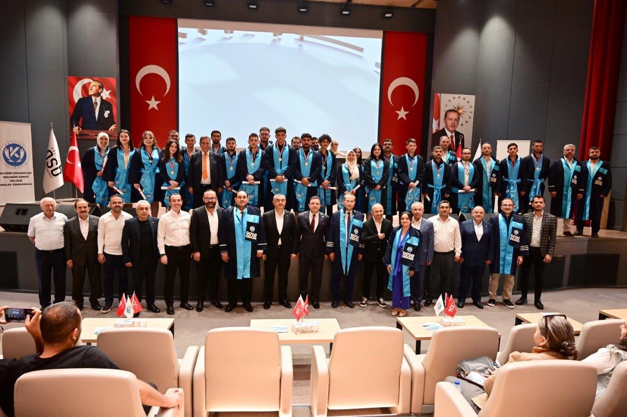 Kayseri OSB, OSB Meslek Yüksekokulu’nu Mezuniyet Törenine Ev Sahipliği Yaptı